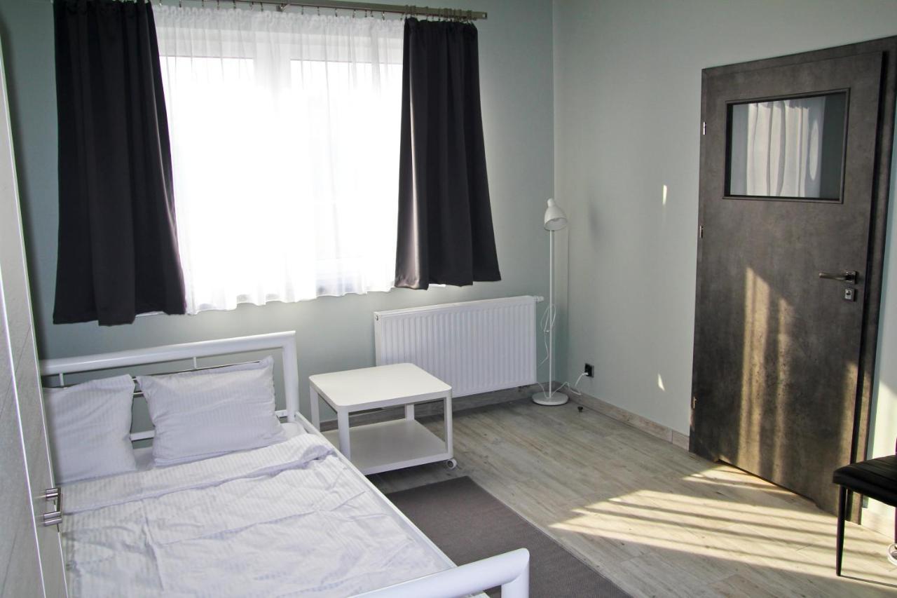 Oświęcim Motel Lunar מראה חיצוני תמונה