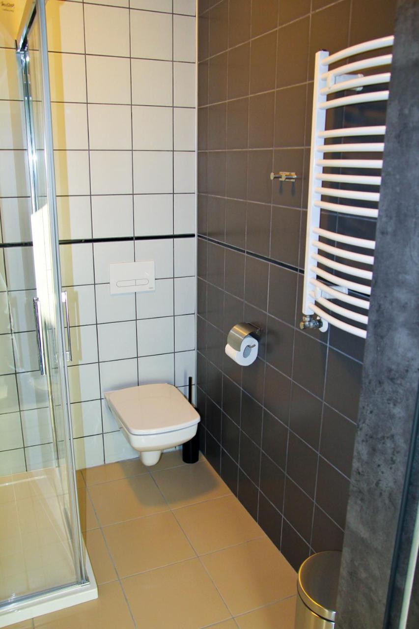 Oświęcim Motel Lunar מראה חיצוני תמונה