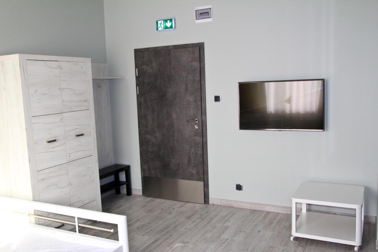 Oświęcim Motel Lunar מראה חיצוני תמונה